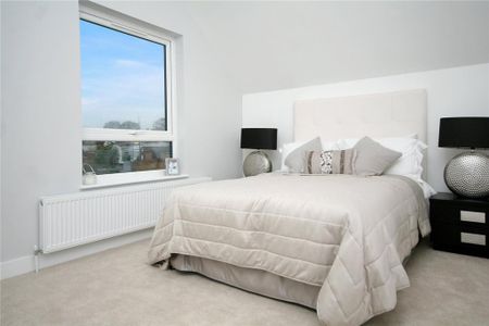 3 bedroom link detached house to rent - Photo 2