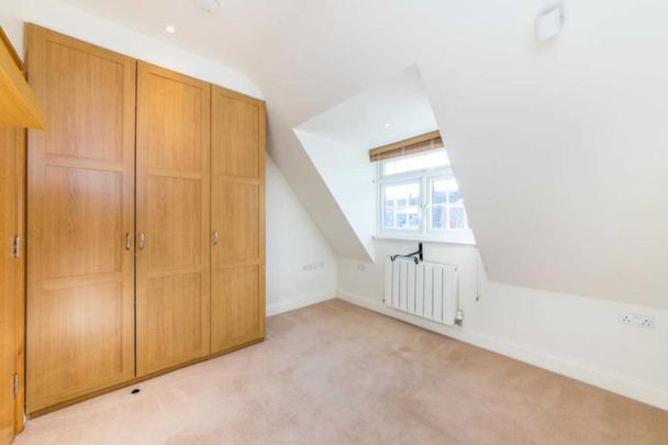 2 bed flat to rent - Photo 1