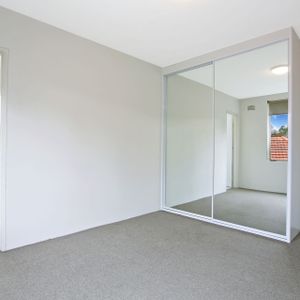 14/170 Falcon Street, Crows Nest - Photo 2