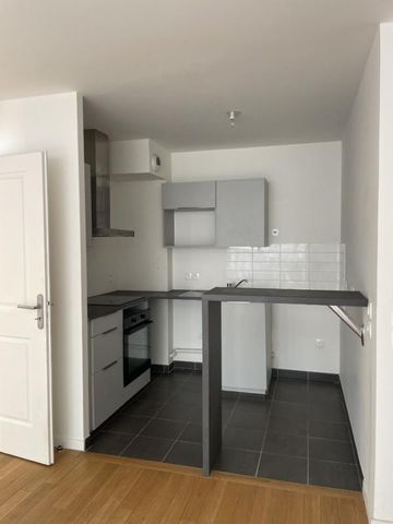 Location Appartement 2 pièces 45m² SURESNES 92150 - Photo 5