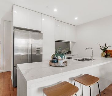 Luxury, Location, Low Maintenance - Photo 4
