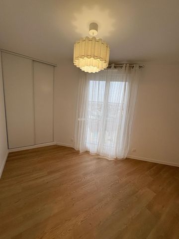 Location - appartement - 63.63 m² - 3 Pièces - Photo 4