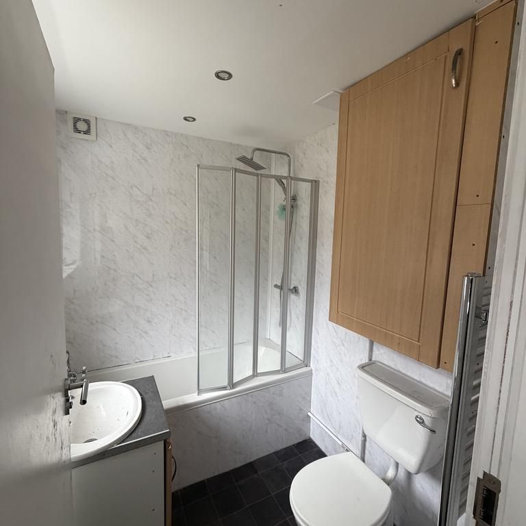 5 bedroom terraced house to rent - Photo 1