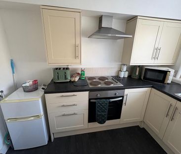 1 bedroom flat to rent - Photo 4