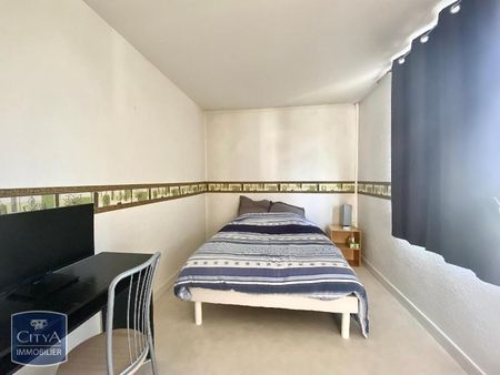 Location Appartement 2 pièces 41m² MONT ST AIGNAN 76130 - Photo 2