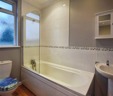 1 bedroom Flat To Let - Photo 4