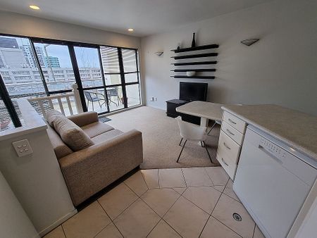 One Above The Rest - Photo 2