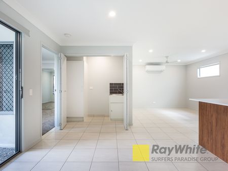 7 Basalt Drive, Yarrabilba QLD 4207 - House For Rent | Domain - Photo 3