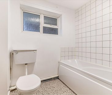 Carlton Avenue, Stourbridge - Photo 3