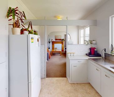 Tawhero - 3 Bedrooms - Photo 4