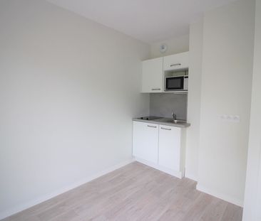 Location Appartement 1 pièce 21m² - Photo 2