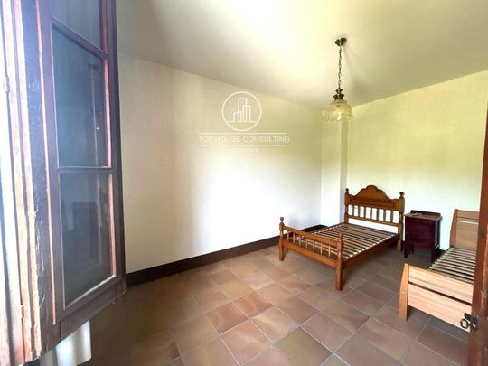 Barcelona, Catalonia 08350 - Photo 1