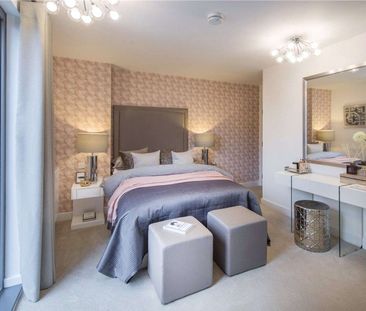 A stylish and contemporary apartment in an ideal location for Seven... - Photo 3