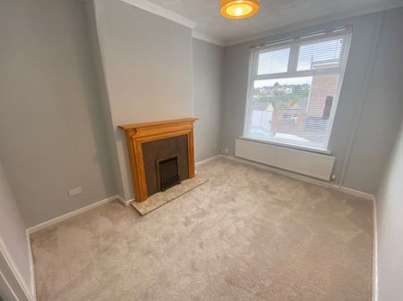 A 2 Bedroom Terraced - Photo 5