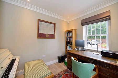 Great George Street, Godalming, Surrey, GU7 - Photo 5