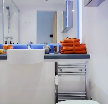 Ensuite diamond - Photo 5
