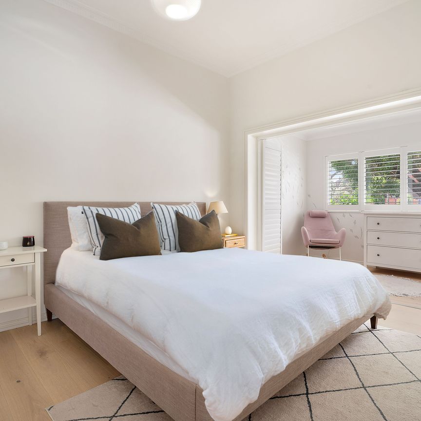 Newly Renovated Three bedroom Semi's in Premier Beachside Location - Photo 1