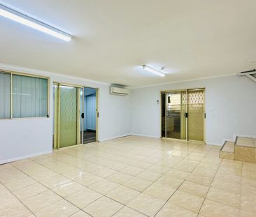 A spacious family home will immediately catch your attention. - Photo 2