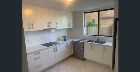 Private Room | Fully Furnished | Bills Included - Photo 4