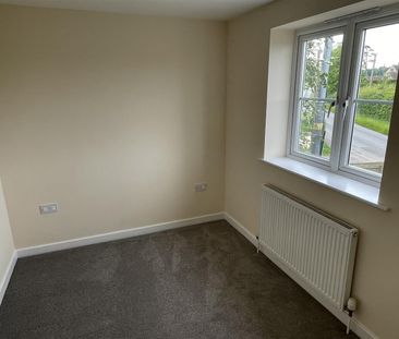 4 Bed Cottage - Semi Detached - Photo 5