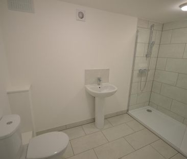 1 bedroom flat to rent - Photo 6
