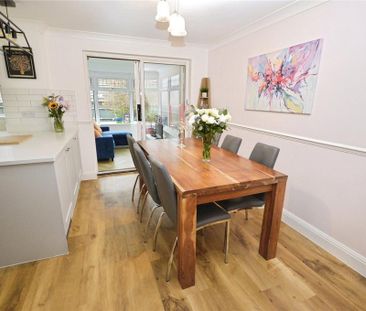 3 bedroom semi-detached house to rent - Photo 5