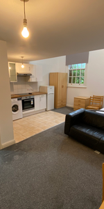 Flat 2, 221 Woodhouse Street, LS6 2UZ, Leeds - Photo 3