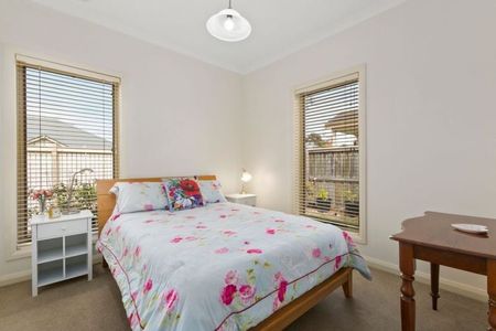 2-4 Silk Avenue, Manifold Heights - Photo 3