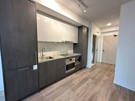 For Lease - 225 Commerce St Street Unit# 502, Vaughan, Ontario - Photo 2