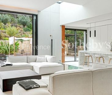 Maison • Aix-en-Provence - Photo 1