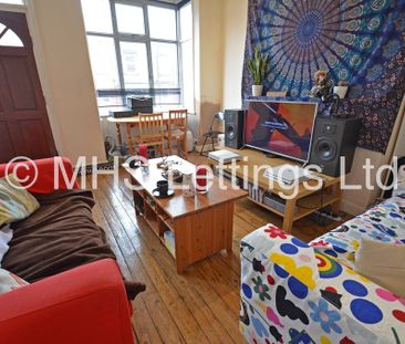 3 Bedroom Mid Terraced House for rent in Beechwood Mount - Photo 4