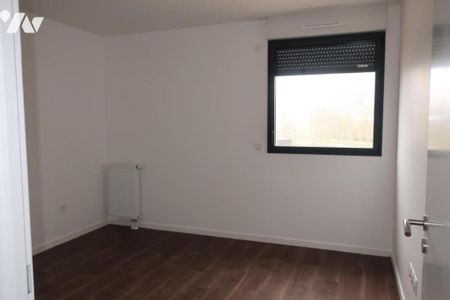 VERSON, appartement F3 65 m2 - Photo 2