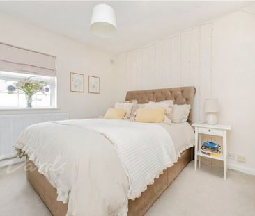 2 bedroom end of terrace house to rent - Photo 4