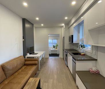 For Lease - 17 Claremont Street Unit# Back, Toronto, Ontario - Photo 4