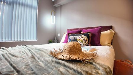 1 bedroom in a house share to rent - Photo 4