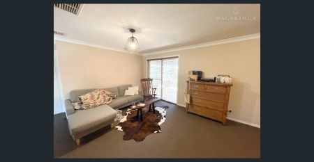 Great Home, Prime Estella Location - Photo 2