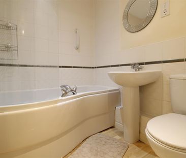 Watermint Drive, Tuffley, - Photo 2