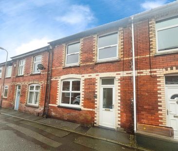 Machine Meadow, Pontnewynydd, PONTYPOOL - Photo 3