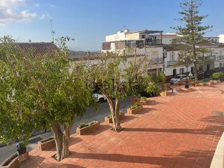 Alquiler de piso en Centro - Photo 3