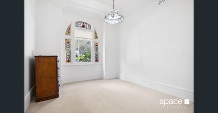 UNFURNISHED CHARACTER HOME - Photo 4