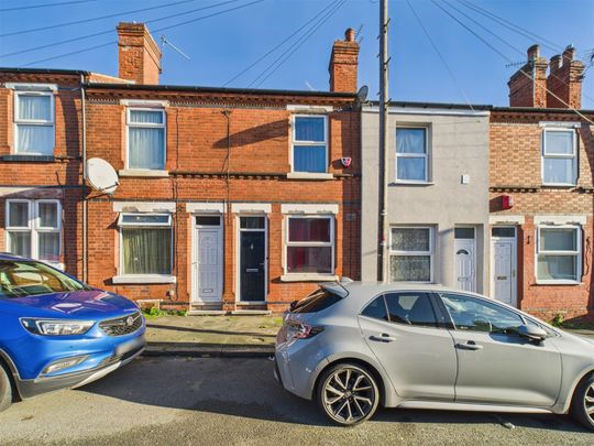 2 bedroom House to rent - Photo 1