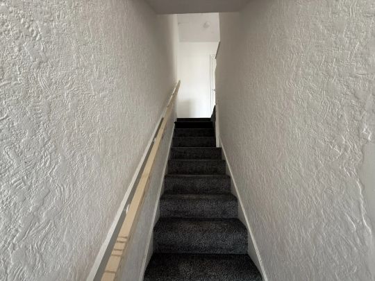 2 bedroom house to rent - Photo 1