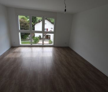 Moderne und helle 4,5-Zimmerwohnung mit eigenem Waschturm, Waschrau... - Photo 4