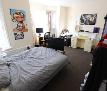 5 bedroom terraced house to rent - Photo 6