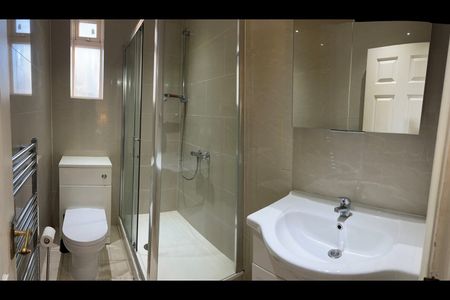 Studio Flat, Holland Road, W14 - Photo 5