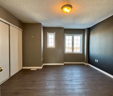 For Lease - 71 Hammill Heights, East Gwillimbury, Ontario - Photo 4