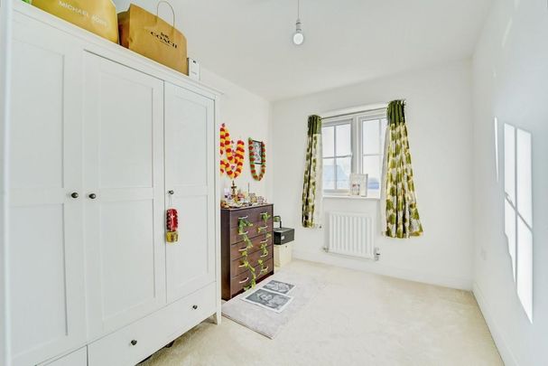 3 bedroom semi-detached house to rent - Photo 1