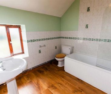 3 bedroom detached house to rent - Photo 6