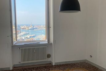 Via Gaetano Colombo, Genova, Liguria 16122