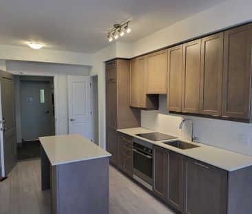 For Lease - 30 Elm Drive Unit# 1102, Mississauga, Ontario - Photo 2